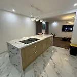 בקתה Villa Segny Chalet *
