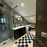 Villa Segny Chalet בקתה