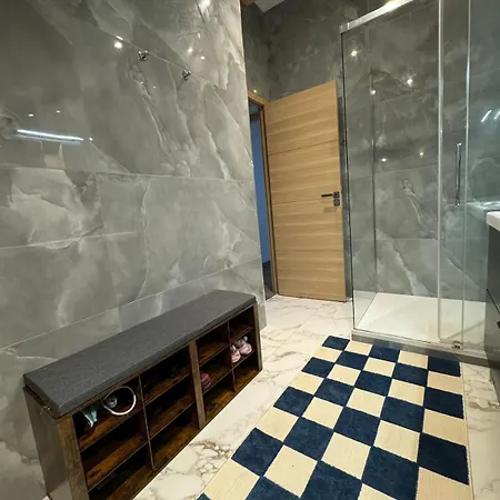 Villa Segny Chalet 木屋 瑟尼